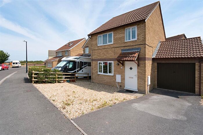 3 Bedroom Detached House For Sale In Hambledon Road, St. Georges - No Chain, BS22