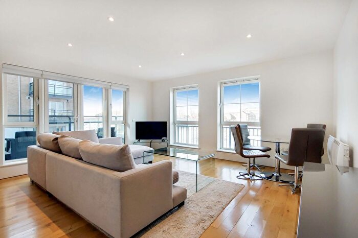 3 Bedroom Property To Rent In Brewhouse Lane, Putney Wharf, SW15