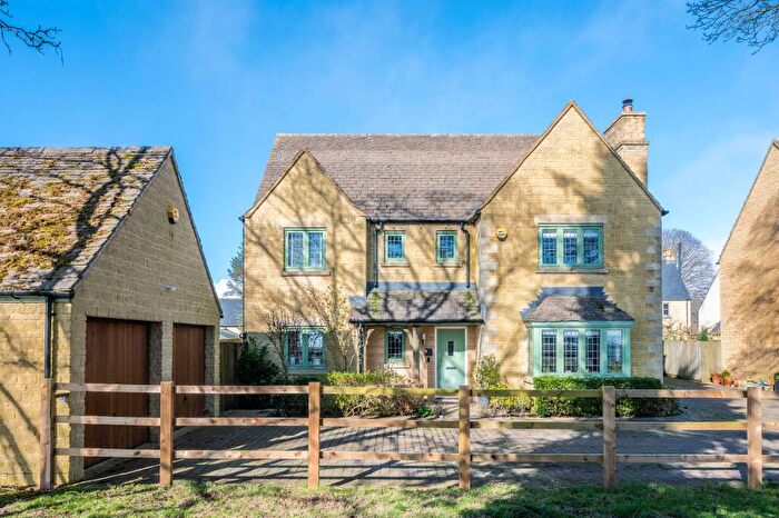 5 Bedroom Detached House For Sale In Sparrows Way, Upper Rissington, GL54
