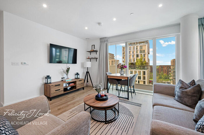 2 Bedroom Flat For Sale In Plowden Road, London, SE3