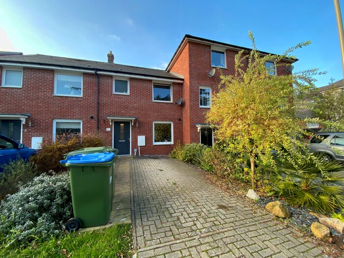 3 Bedroom House To Rent In Wilroy Gardens, Southampton, SO16