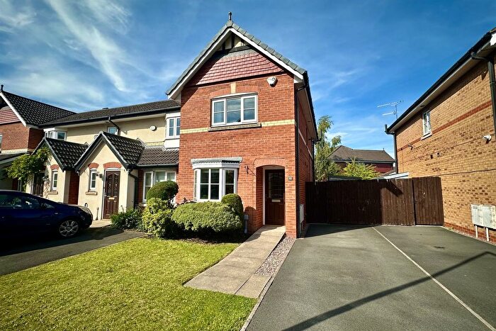 2 Bedroom End Of Terrace House For Sale In Abbeydale Close, Cheadle Hulme, SK8