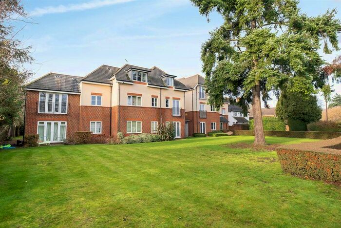 2 Bedroom Flat To Rent In Ivingnhoe House, Church Road, Uxbridge, UB8