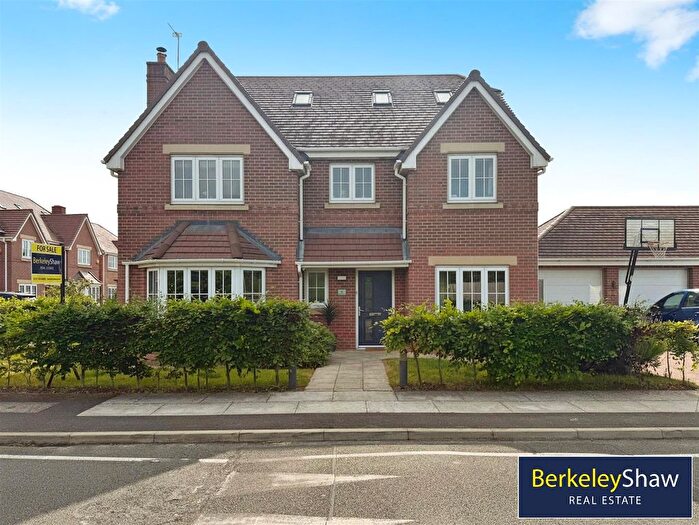 6 Bedroom Detached House For Sale In Thistledown Drive, Hightown, Liverpool, L38