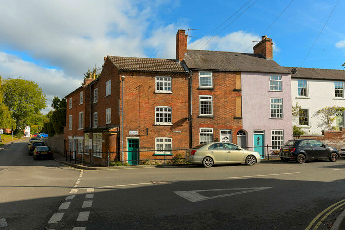 2 Bedroom Terraced House To Rent In Main Street, East Bridgford, NG13