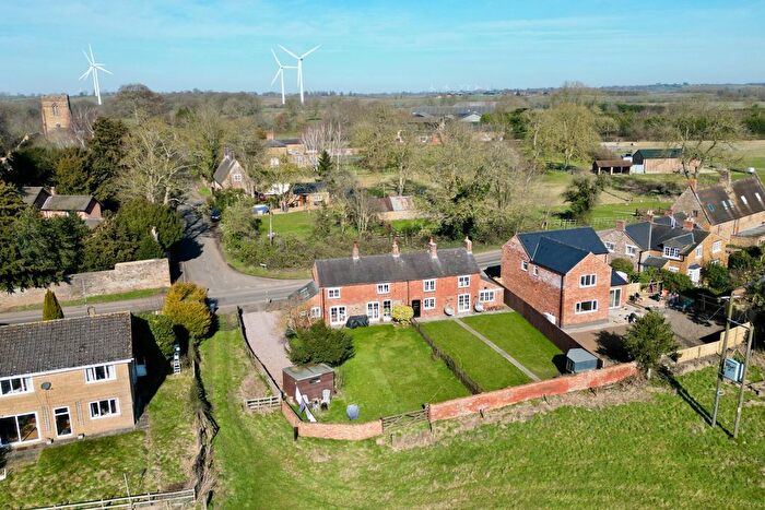 3 Bedroom Cottage For Sale In Main Street, Watford, Northamptonshire, NN6