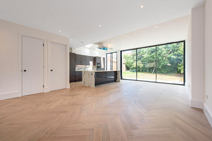 4 Bedroom Detached House For Sale In Alderton Crescent, Hendon, NW4