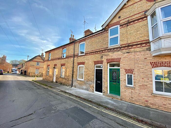 3 Bedroom Property To Rent In Bentley Street, Stamford, PE9