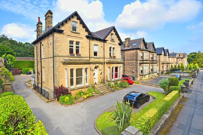 2 Bedroom Flat To Rent In The Oval, Harrogate HG2