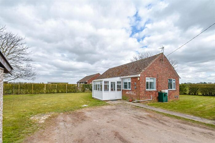 2 Bedroom Detached Bungalow To Rent In The Bungalow, Kenny Hill, IP28