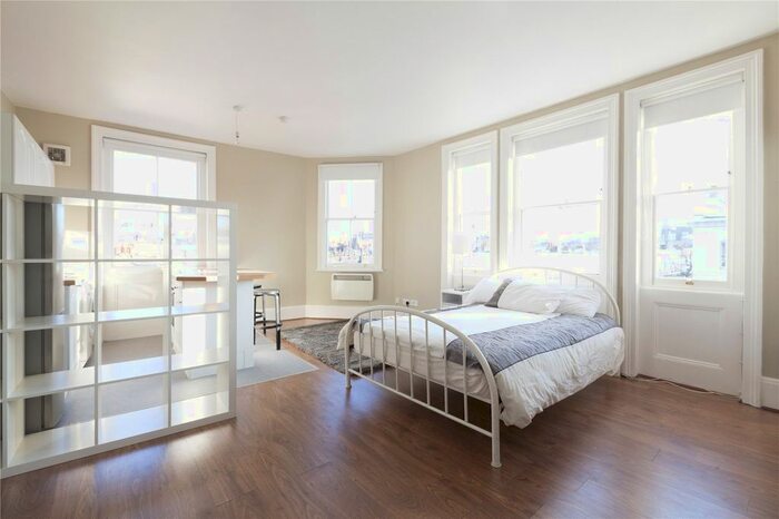 1 Bedroom Flat To Rent In Kensington Park Road, Notting Hill, Emmanuel Godfrey House, W11