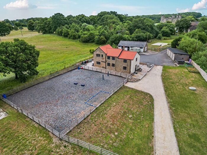 5 Bedroom Farmhouse For Sale In Barlborough Park, Barlborough, Chesterfield, S43