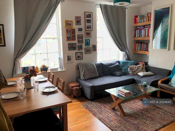 2 Bedroom Maisonette To Rent In Lower Market Street, Hove, BN3