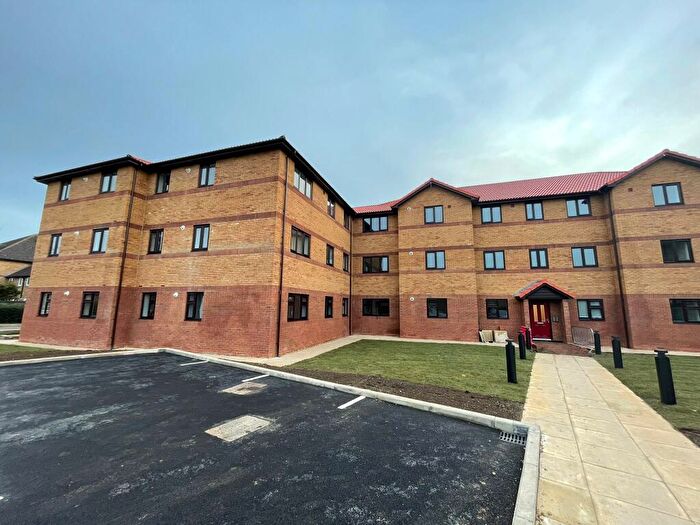 1 Bedroom Flat To Rent In Redwood Grove, Bedford, MK42