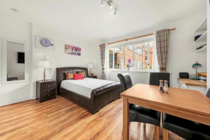 Studio To Rent In Pond Place, London, SW3