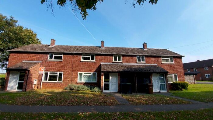 3 Bedroom Terraced House To Rent In North Drive, Cranwell, NG34