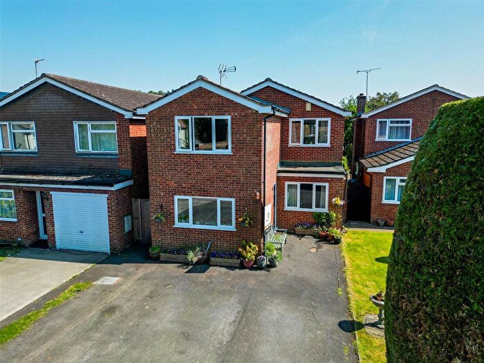 4 Bedroom Detached House For Sale In Lower Green, Westcott, HP18