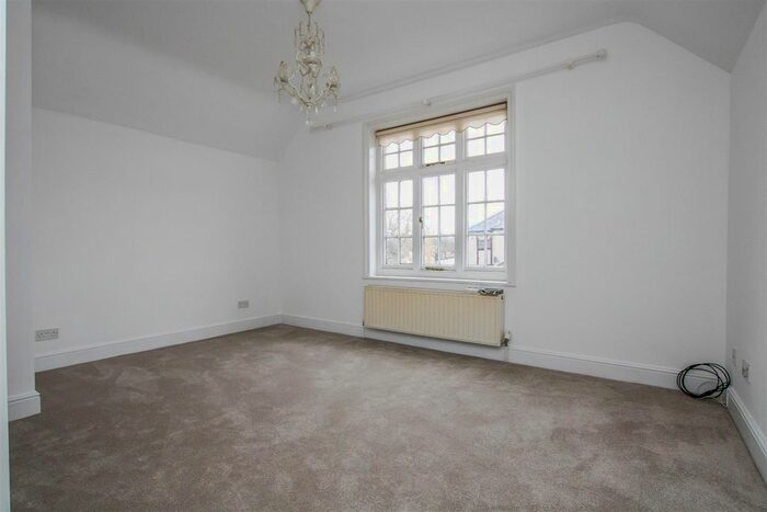 4 Bedroom Detached House For Sale In Great Warley Street, Great Warley, Brentwood, CM13