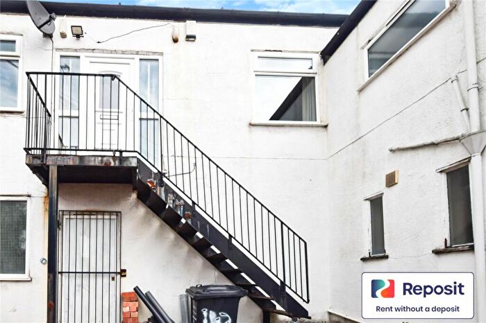 2 Bedroom Flat To Rent In Manchester Road, Little Hulton, M38