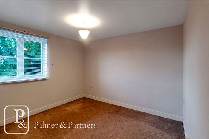 2 Bedroom Flat For Sale In Propelair Way, Colchester, Essex, CO4