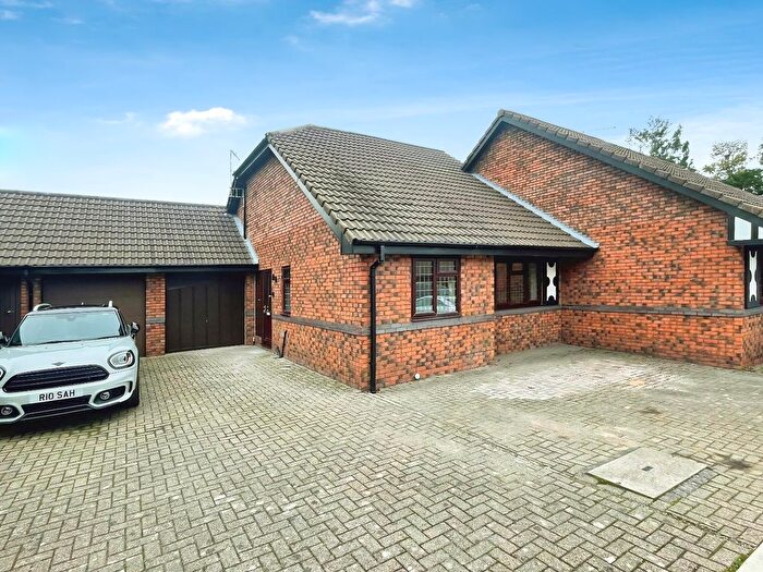 2 Bedroom Bungalow To Rent In The Mews, Tarporley, Cheshire, CW6