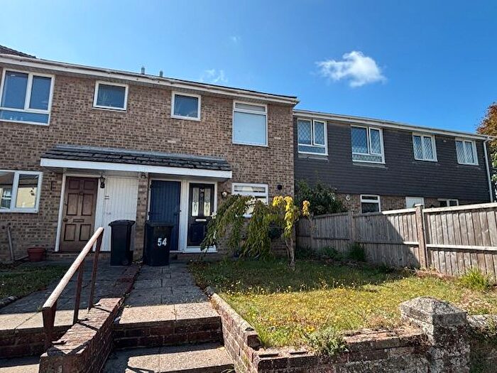 2 Bedroom Terraced House For Sale In East Street, Selsey, PO20