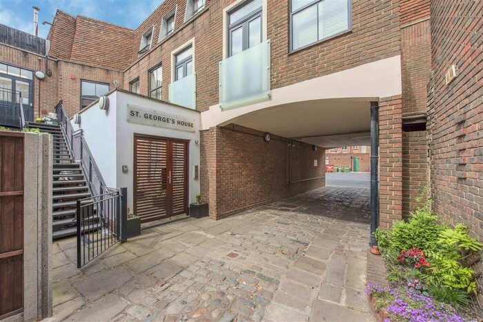 2 Bedroom Flat To Rent In St. Georges Place, Twickenham, TW1