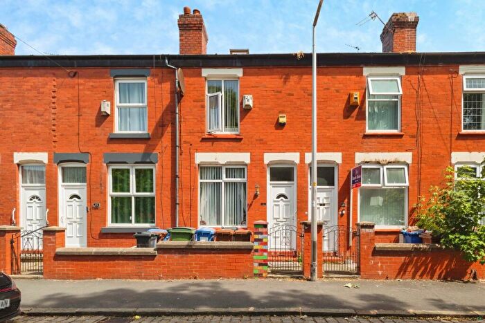 2 Bedroom Terraced House For Sale In Kimberley Street, Stockport, Greater Manchester, SK3