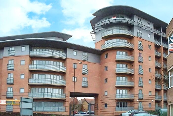 2 Bedroom Flat For Sale In Riley House, Manor House Drive, Coventry, West Midlands, CV1