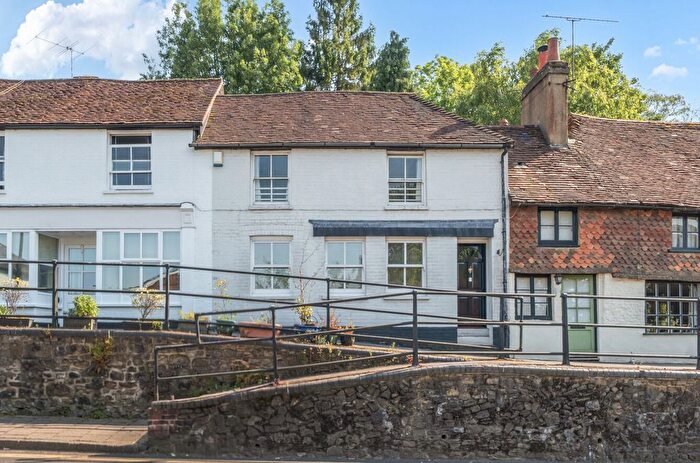 1 Bedroom Terraced House For Sale In Lower Street, Haslemere, Surrey, GU27