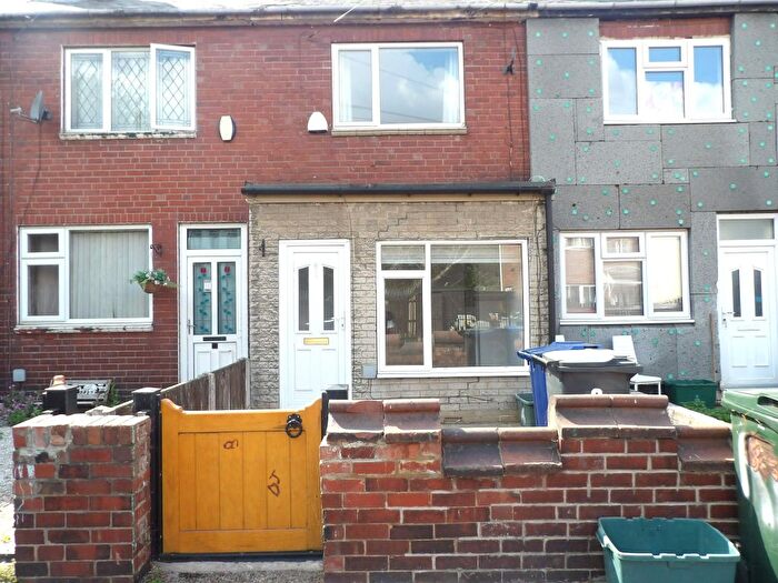2 Bedroom Terraced House To Rent In Riviera Parade, Doncaster, DN5