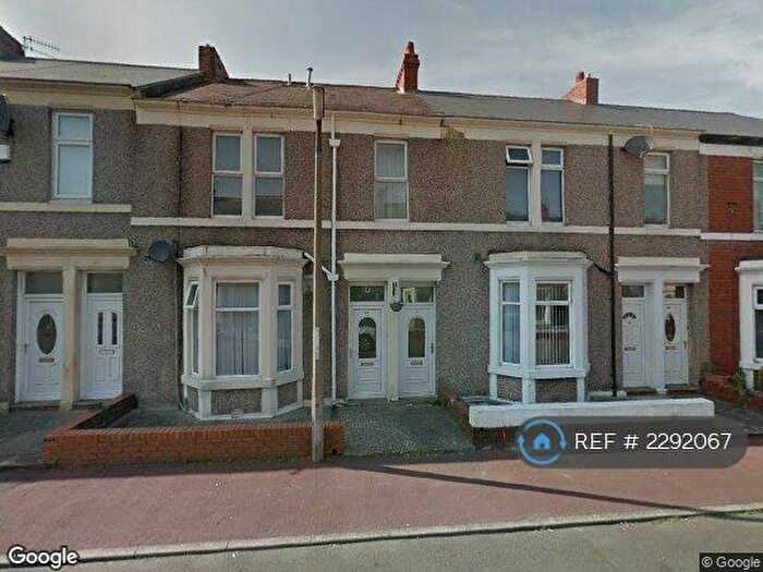 2 Bedroom Flat To Rent In Wynyard Street, Gateshead, NE11