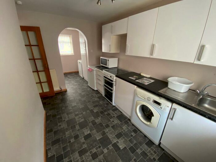 2 Bedroom House To Rent In Primrose Field, Harlow, CM18