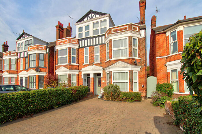 5 Bedroom Semi Detached House For Sale In Norwich Road, Ipswich, IP1