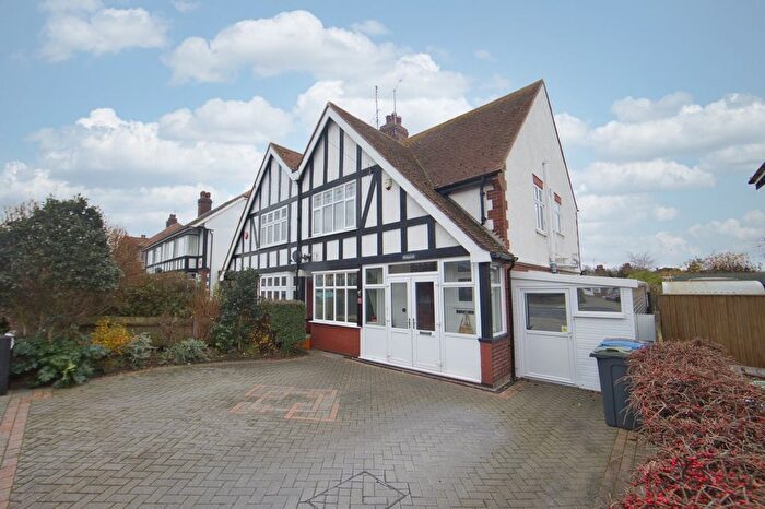 3 Bedroom Semi Detached House For Sale In Foreland Avenue, Margate, CT9