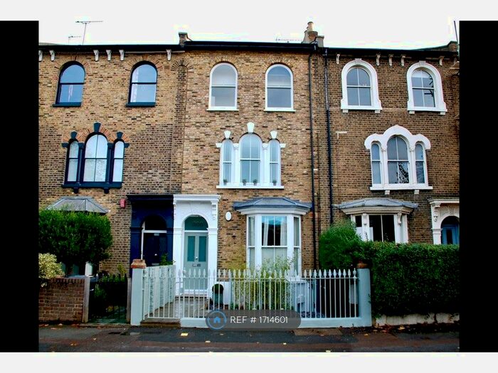 1 Bedroom Flat To Rent In Dalston, London, E8