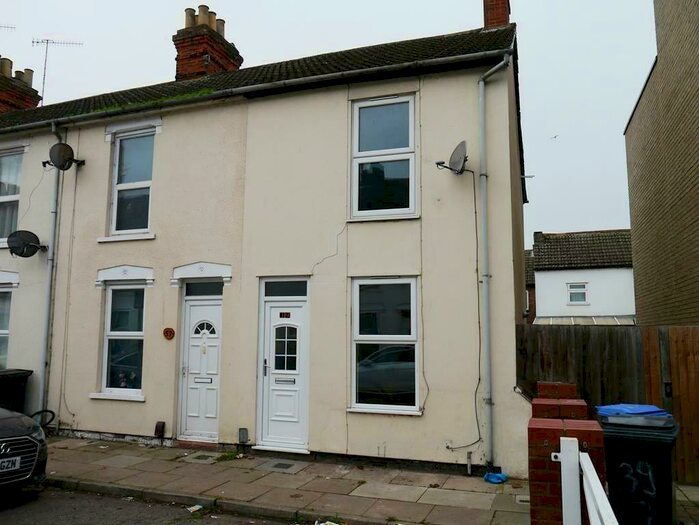 2 Bedroom End Of Terrace House To Rent In Bulstrode Road, Ipswich, IP2