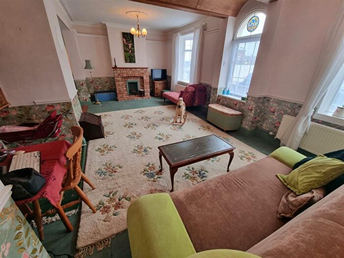 3 Bedroom End Of Terrace House For Sale In Nile Road, Gorleston, NR31