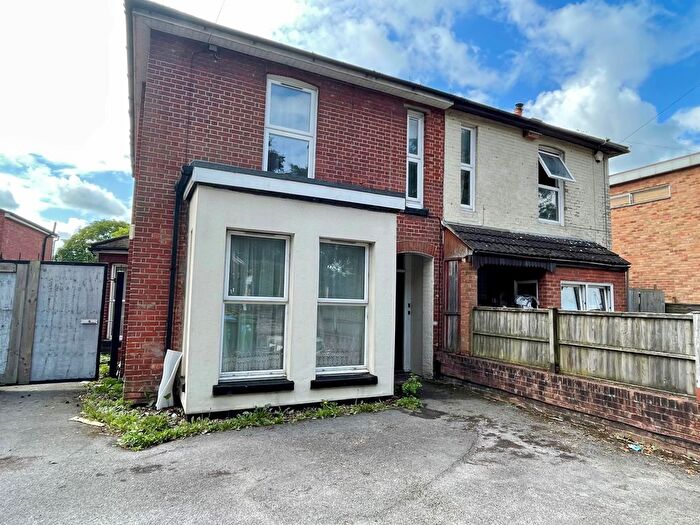 1 Bedroom Flat To Rent In Station Road, Southampton, SO19