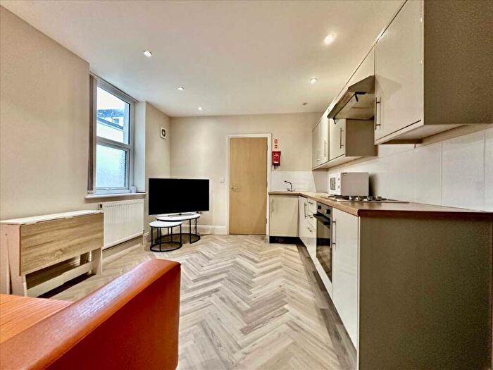 1 Bedroom Apartment To Rent In Queen Anne Terrace, Plymouth, Plymouth, PL4