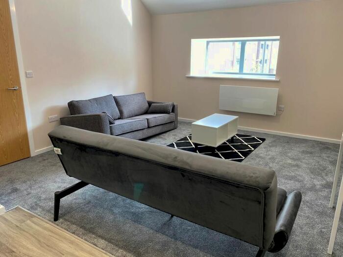1 Bedroom Flat To Rent In Arc Avenue, Gateshead, NE8