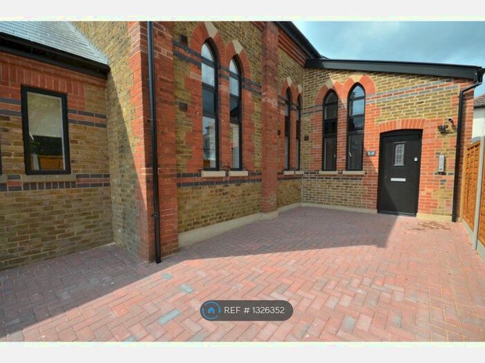 1 Bedroom Flat To Rent In Old Church House, Rainham, Gillingham, ME8