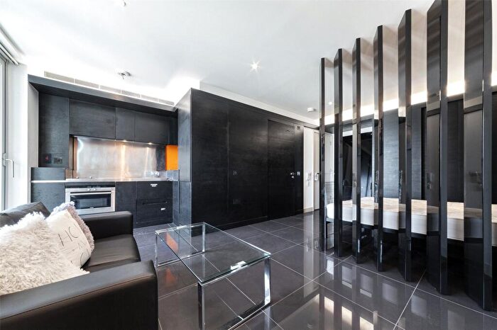 Apartment To Rent In Pan Peninsula Square, West Tower, London, E14