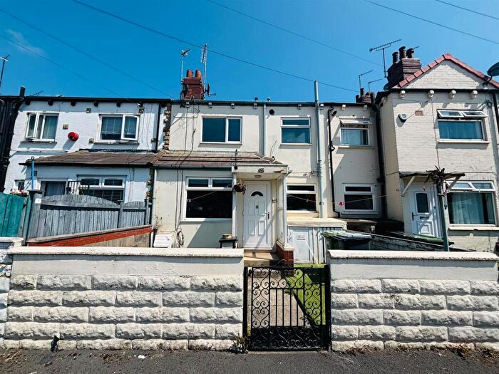 1 Bedroom Terraced House To Rent In Roseneath Place, Wortley, Leeds, LS12
