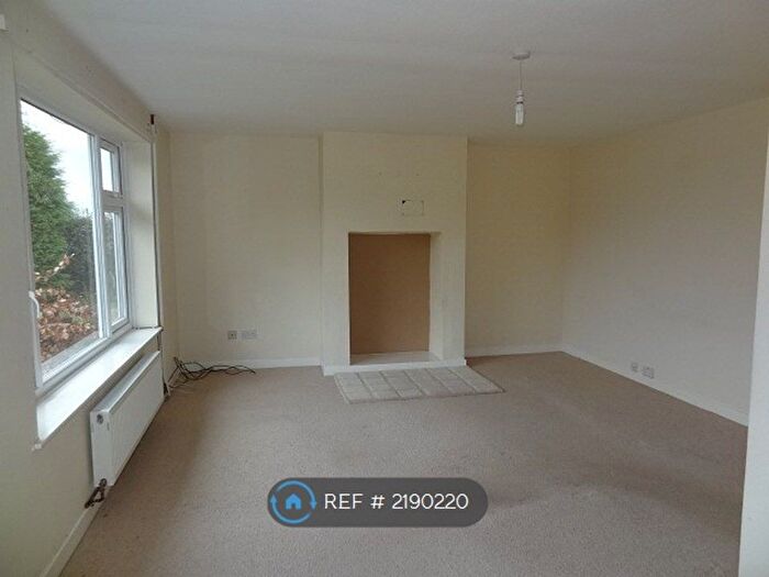 3 Bedroom Bungalow To Rent In Castle Drive, Astley, Nuneaton, CV10