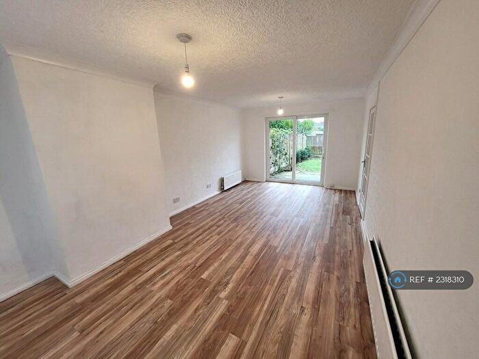 3 Bedroom Terraced House To Rent In Brook Hey Walk, Liverpool, L33