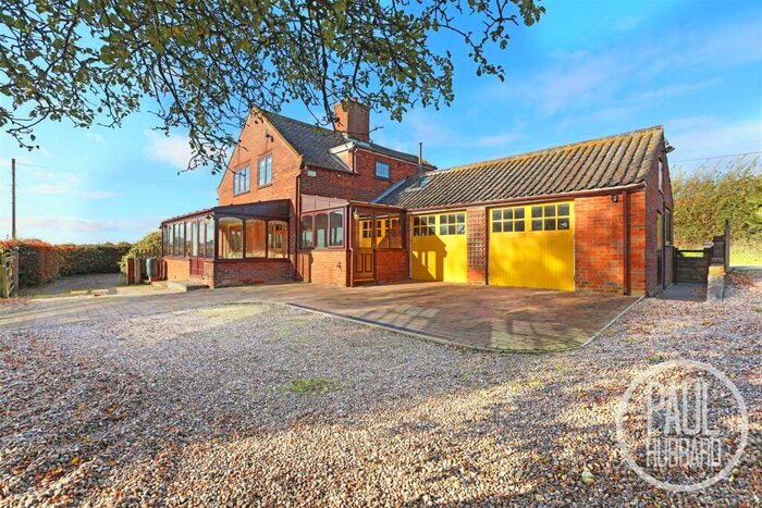 3 Bedroom Cottage For Sale In Hulver Road, Ellough, Beccles, NR34