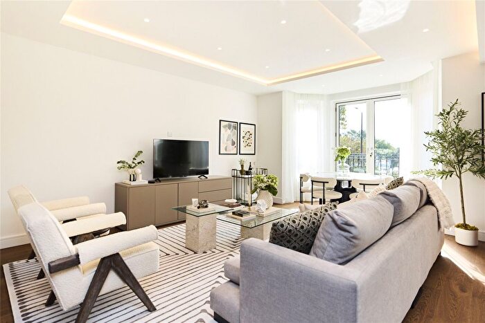 2 Bedroom Flat To Rent In Bayswater Road, London, W2