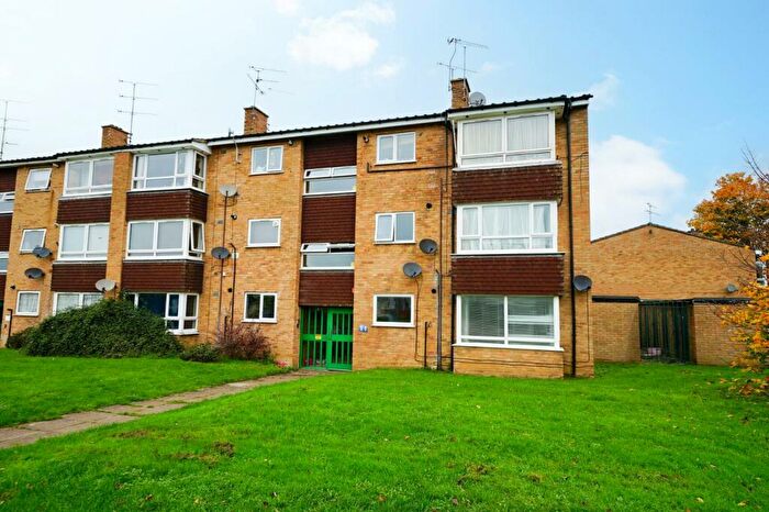 2 Bedroom Flat For Sale In Clarence Road, Leighton Buzzard, LU7