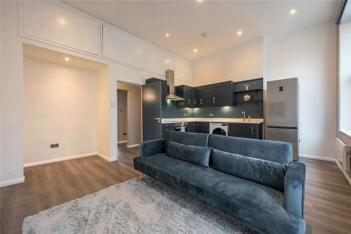 1 Bedroom Flat To Rent In Praed Street, London, W2